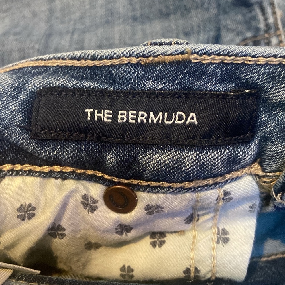 LUCKY BRAND Size 4/27 Bermuda Blue Jean Shorts - Picture 10 of 11